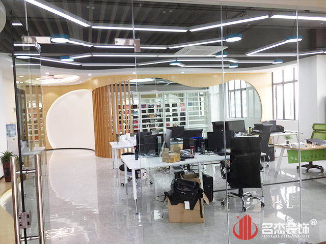 ����װ����ƹ�˾