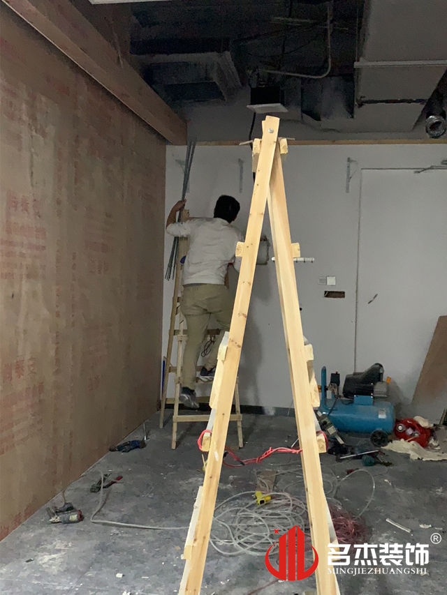 ¹ãÖÝ×°ÐÞÉè¼Æ¹«Ë¾