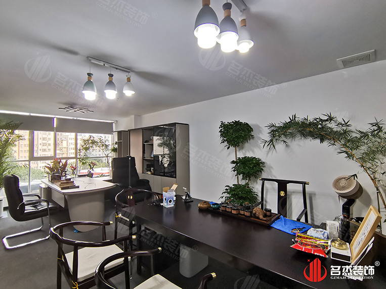 ����stake����װ����ƹ�˾ͼ��